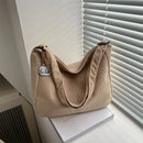 Cartera Crossbody de Pana Media Luna