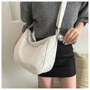 Cartera Crossbody de Pana Media Luna