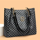 Bolso Tote Monograma Vintage con Cadena Dorada
