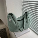 Cartera Crossbody de Pana Media Luna