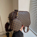 Bandolera Monograma con Monedero Colgante 2 en 1
