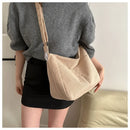 Cartera Crossbody de Pana Media Luna