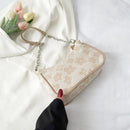 Cartera Baguette Flores 3D · Cadena Plateada