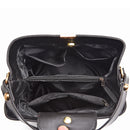 Interior organizado de bolso bucket croco con celular billetera maquillaje paraguas