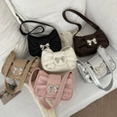 Bolsos de hombro con moño en negro marrón beige blanco rosa y plata disponibles
