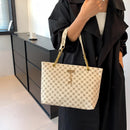 Bolso tote monograma mujer color beige con cadena dorada estilo premium europeo