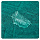 Funda para sofá verde teal con tejido impermeable que repele líquidos y manchas
