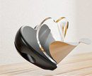 Organizador de cables con forma de corazón, ranura para acomodar y sujetar