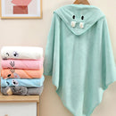 Toalla con capucha para bebé tipo poncho, suave y con diseño cute para post-baño en casa
